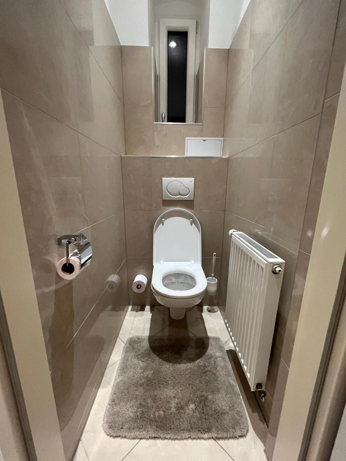 וינה Luxury Cityapartment 5 מראה חיצוני תמונה